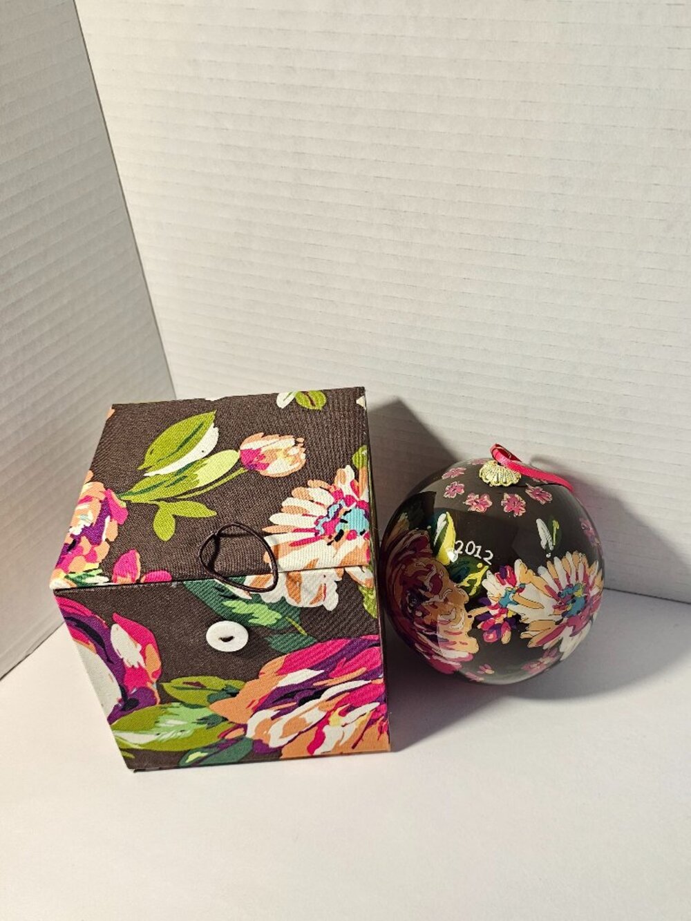 NWT Vera Bradley Large Glass Ornament English Rose Fabric Box Floral Christmas